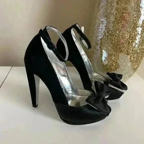 Bebe Hollace Black Peep Toe Heels Size 7 - Picture 1 of 13